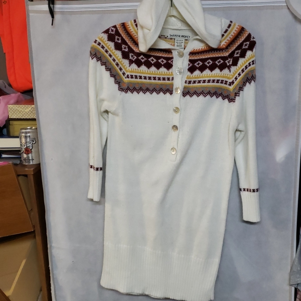 Hooded Sweater
